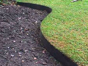 Core Flexible Steel Lawn and Garden Edging in Black - Edge It Co